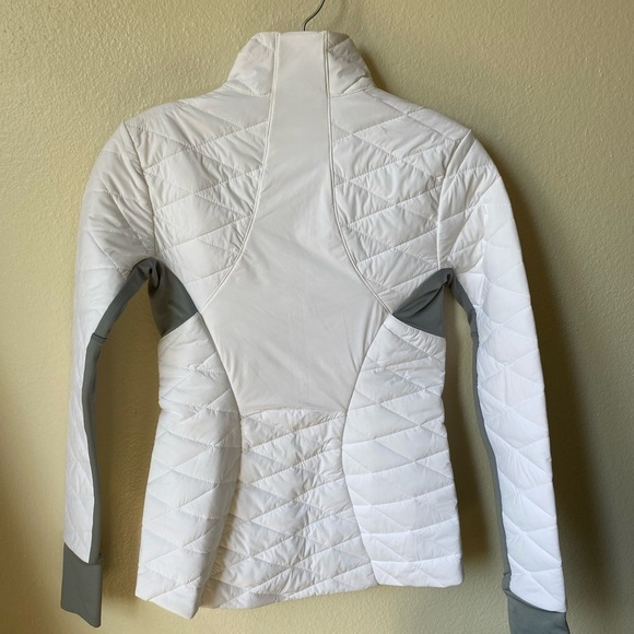 Athleta Women’s Jacket White Size XXS Upside Quilted Lightweight Jacket - Picture 4 of 8